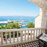 Apartments&room Vesna 3* Brela